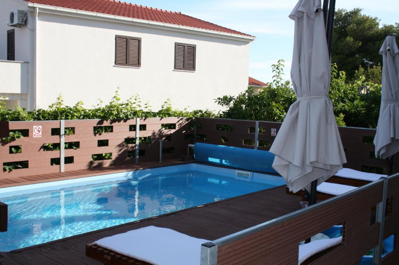 Apartmani Mia Trogir Exterior foto