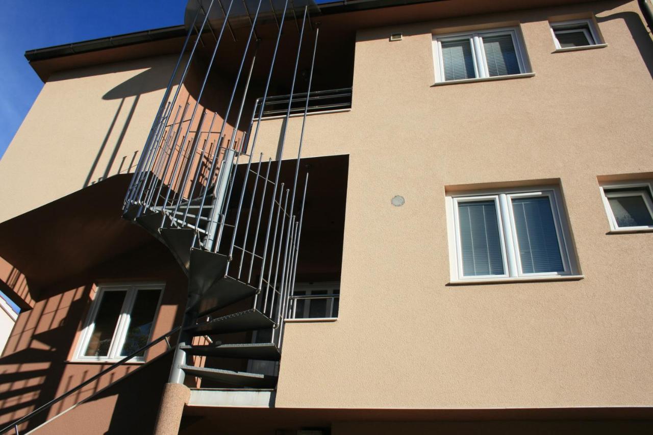 Apartmani Mia Trogir Exterior foto