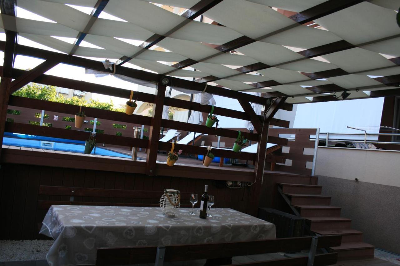 Apartmani Mia Trogir Exterior foto