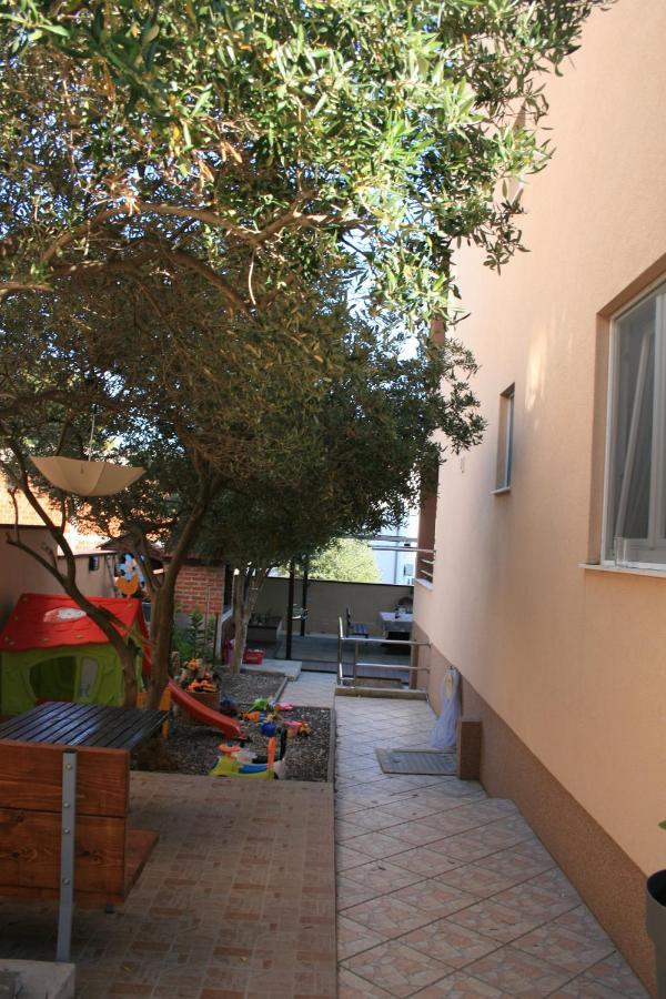 Apartmani Mia Trogir Exterior foto