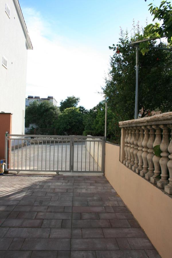 Apartmani Mia Trogir Exterior foto