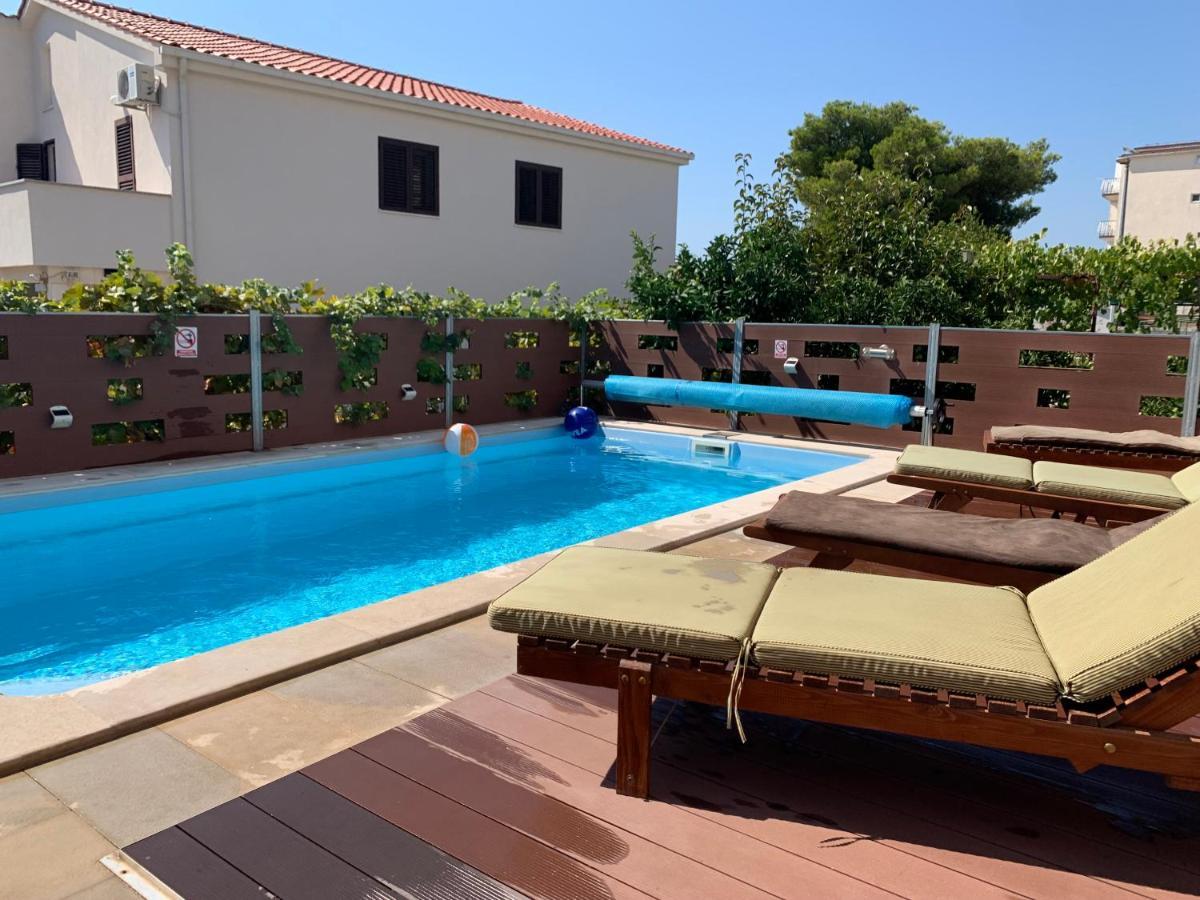 Apartmani Mia Trogir Exterior foto