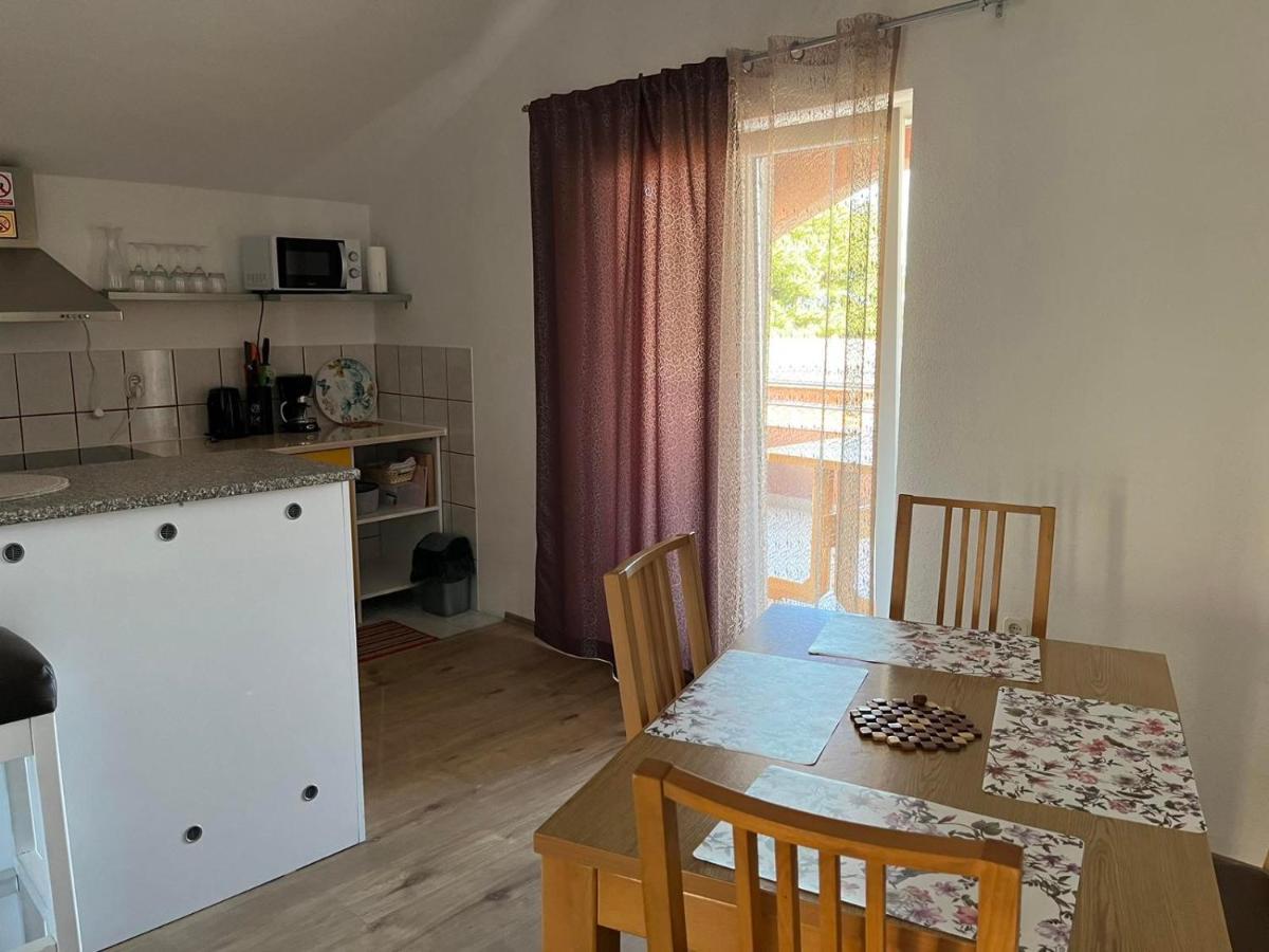 Apartmani Mia Trogir Exterior foto