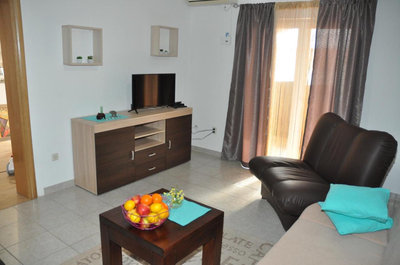 Apartmani Mia Trogir Exterior foto