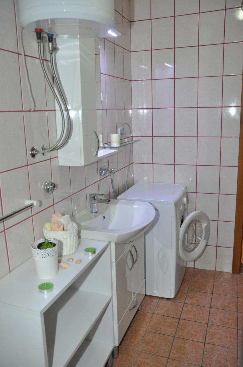 Apartmani Mia Trogir Exterior foto